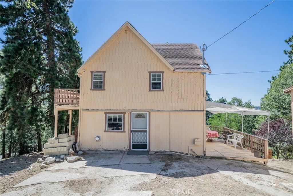 22037 Mojave River Rd, Crestline