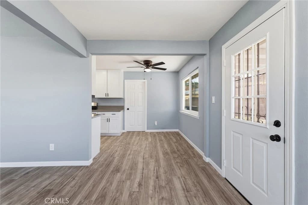 937 E Elizabeth St — property photo 6