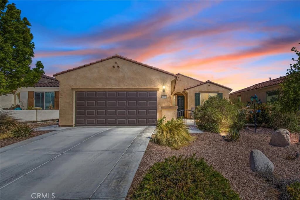 18922 Lariat St, Apple Valley